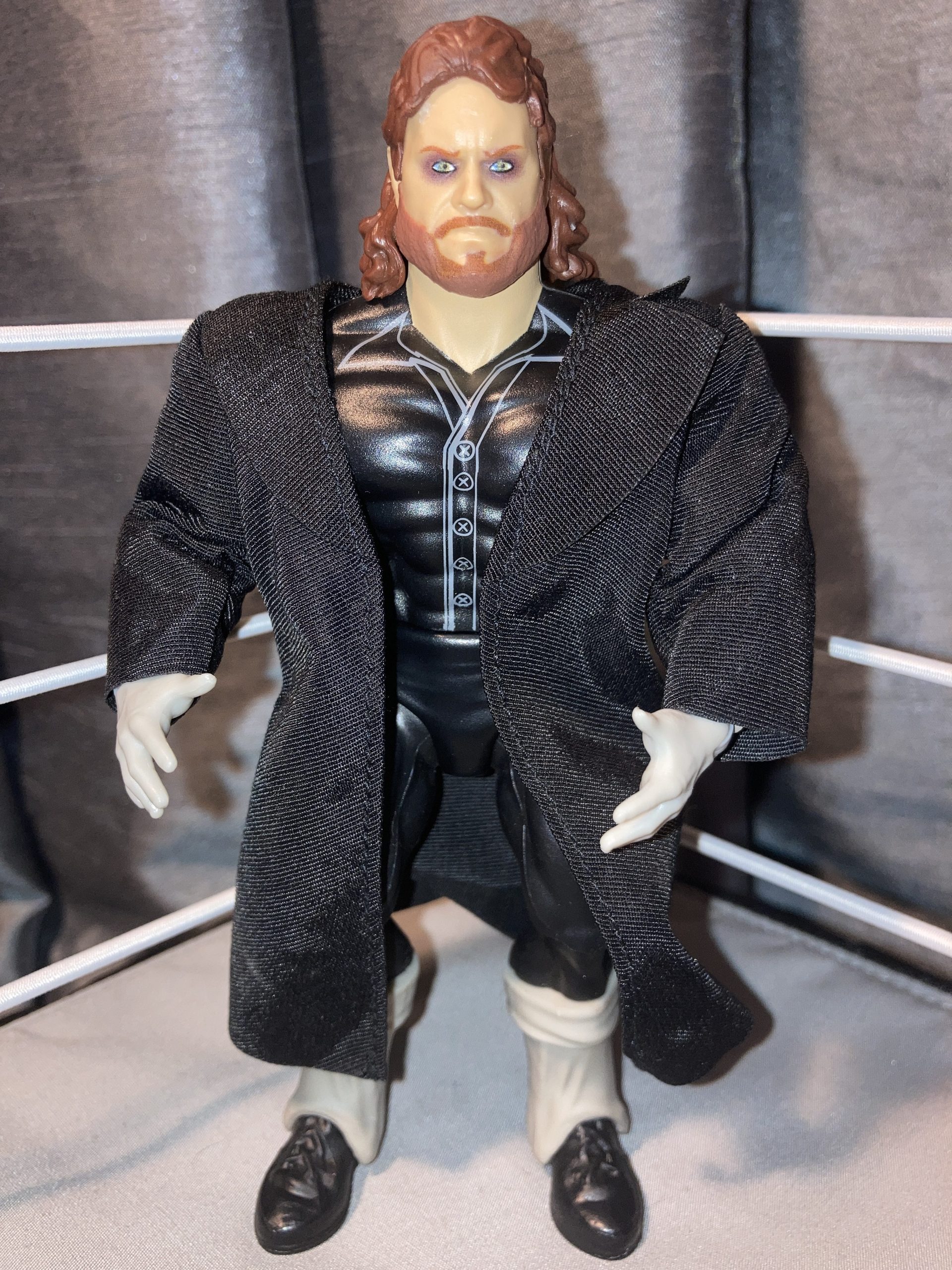 WWE Elite Ultimate Undertaker アンダーテイカー WWE Wrestling Legends Undertaker Action Figure [Mask & Purple